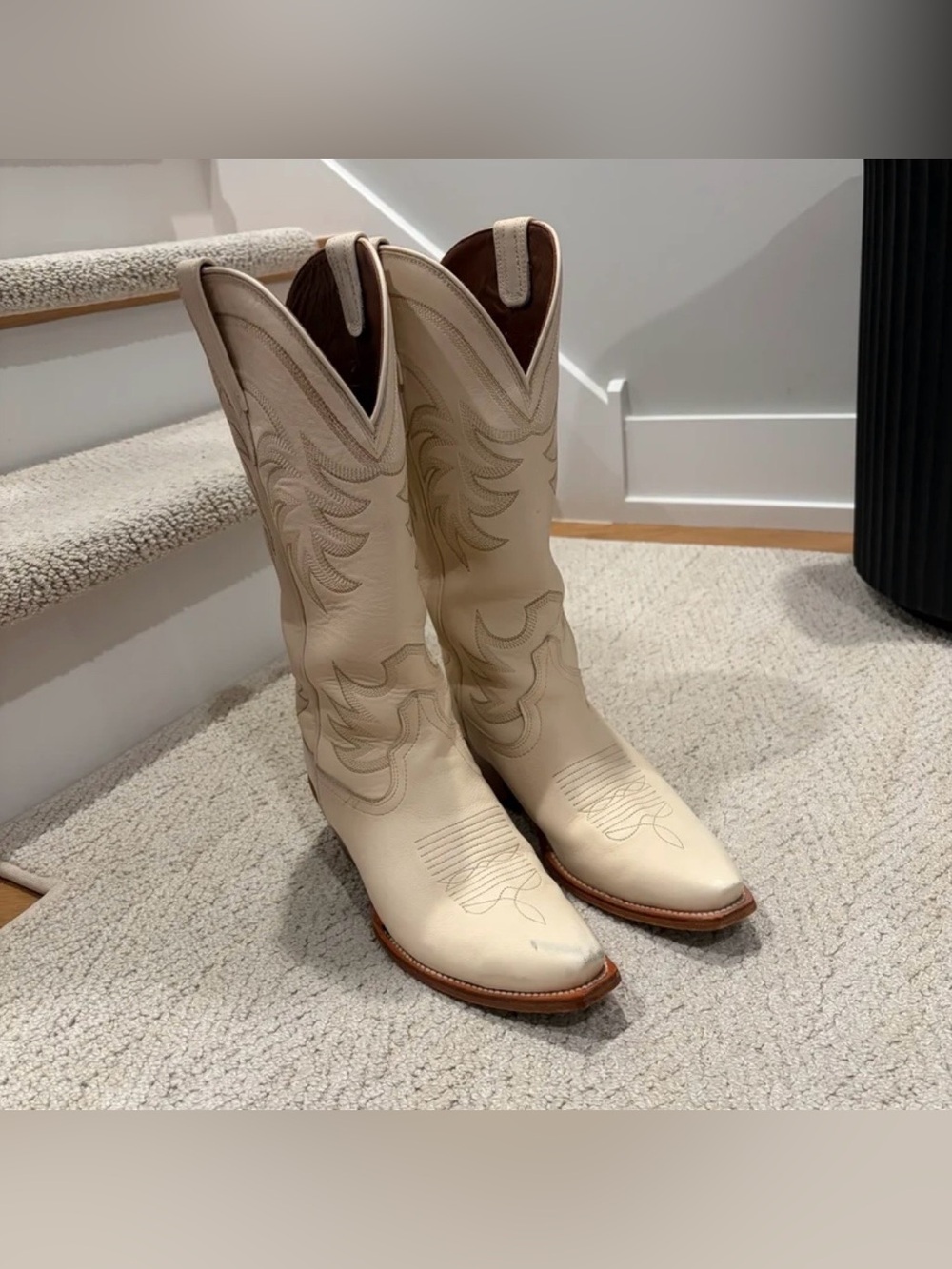 EUC TECOVAS Annie Cowhide Western Boots Bone 8 Cowboy Cowgirl Cream Ivory Mexico